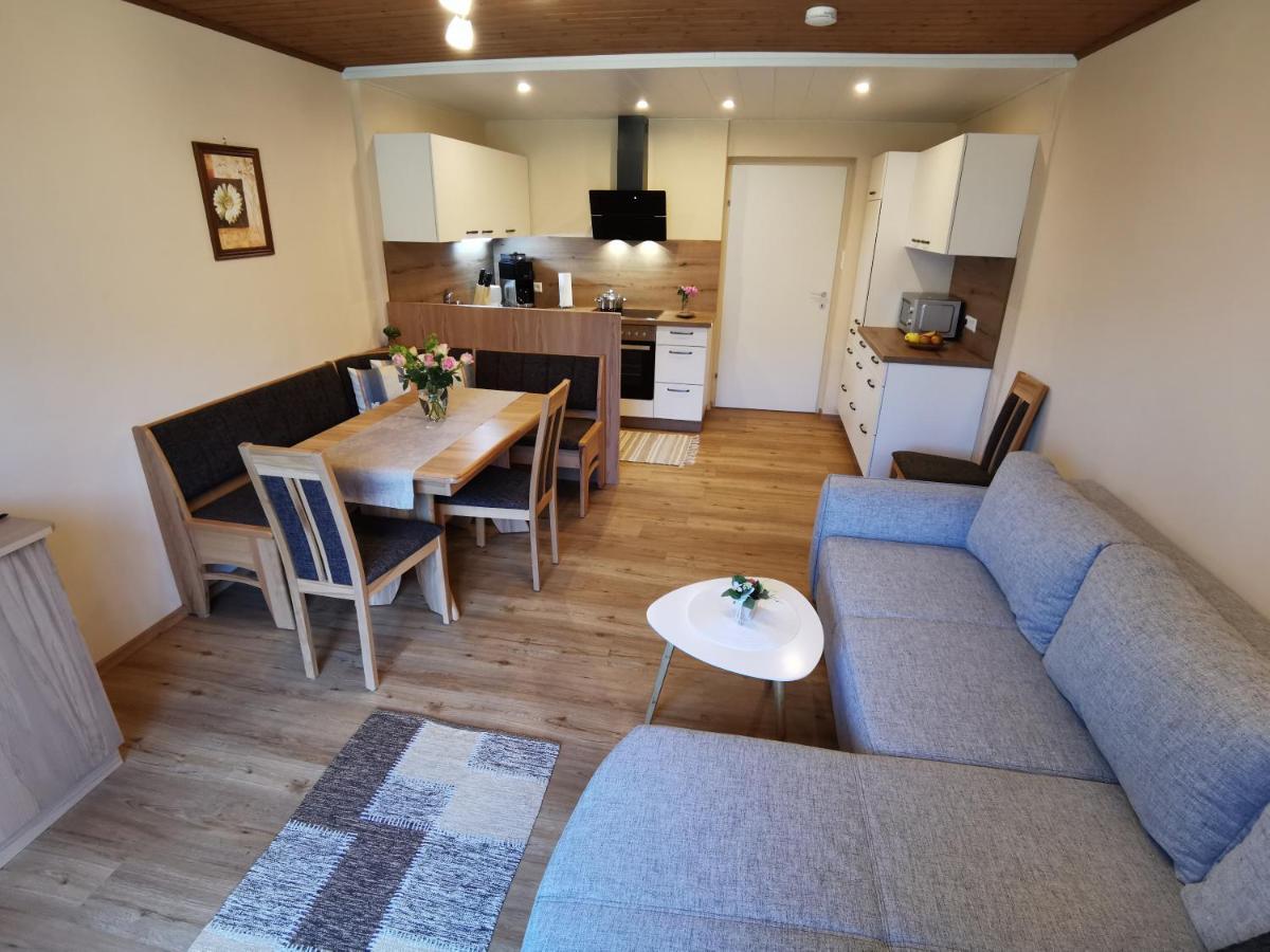 Pension & Ferienwohnung Sonnleiten Gnesau Екстериор снимка