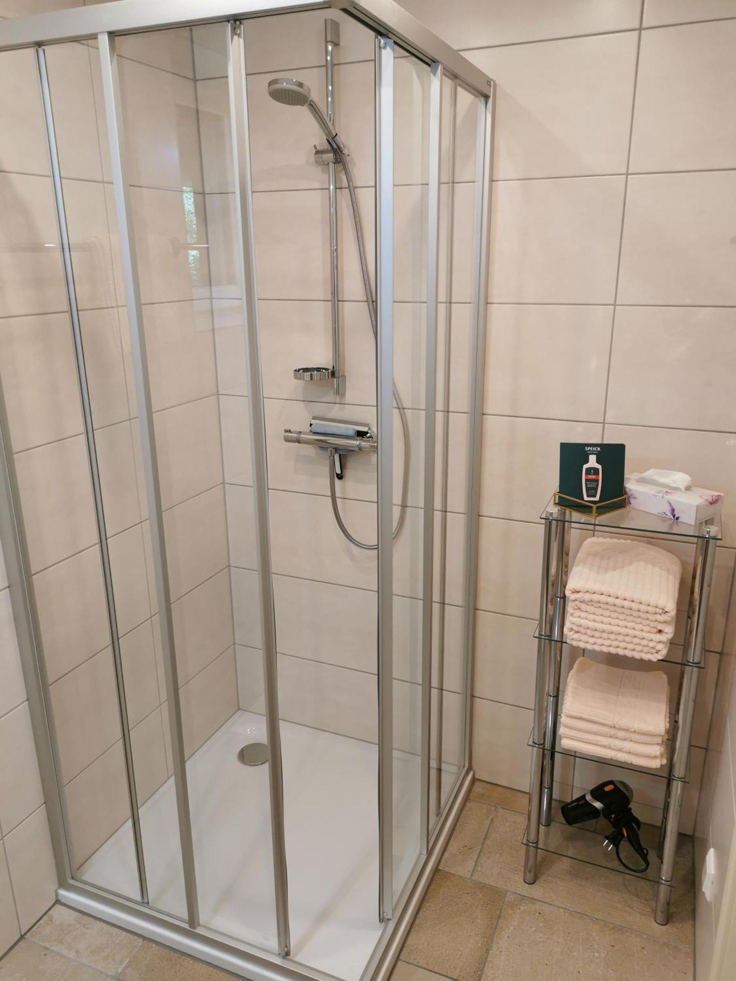Pension & Ferienwohnung Sonnleiten Gnesau Стая снимка