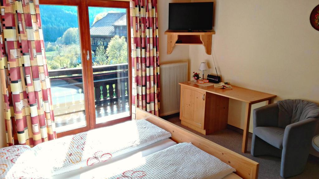 Pension & Ferienwohnung Sonnleiten Gnesau Екстериор снимка